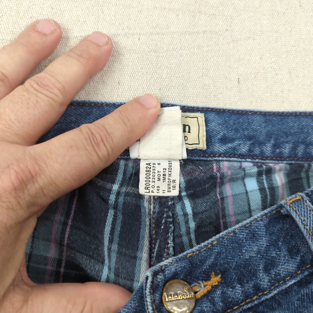 LL Bean Jeans Womens 18 Blue Flannel Lined Denim High Rise Mom - Picture 12 of 16